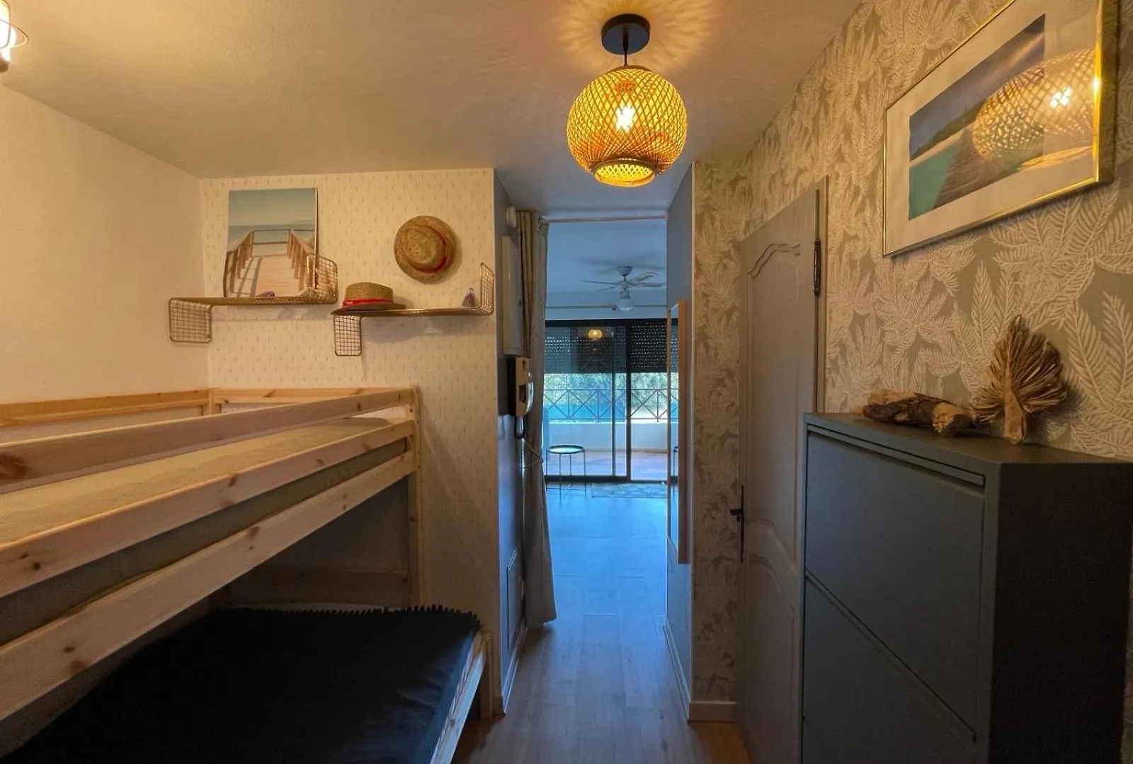 Studio Bandol 4 Couchages Centre Ville Vue Mer Appartement